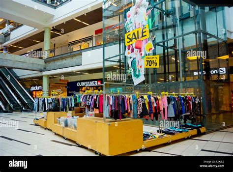 stone island factory outlet